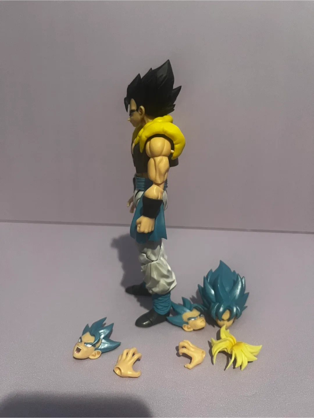 Gogeta SHF image indicator(2)