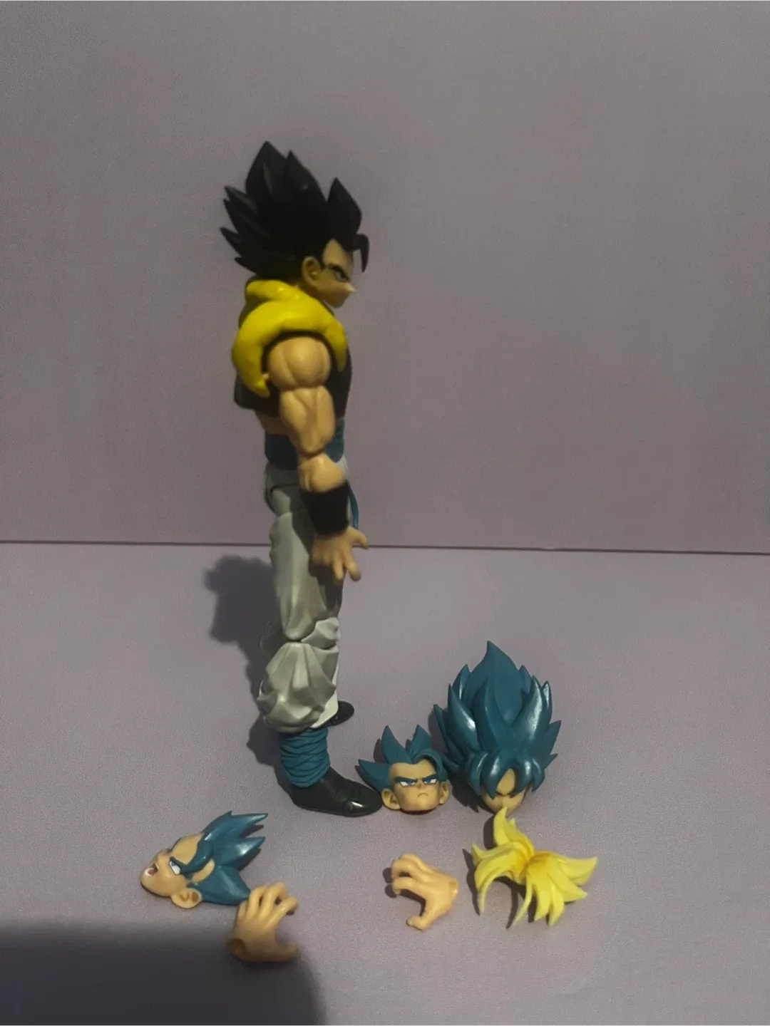 Gogeta SHF image indicator(3)