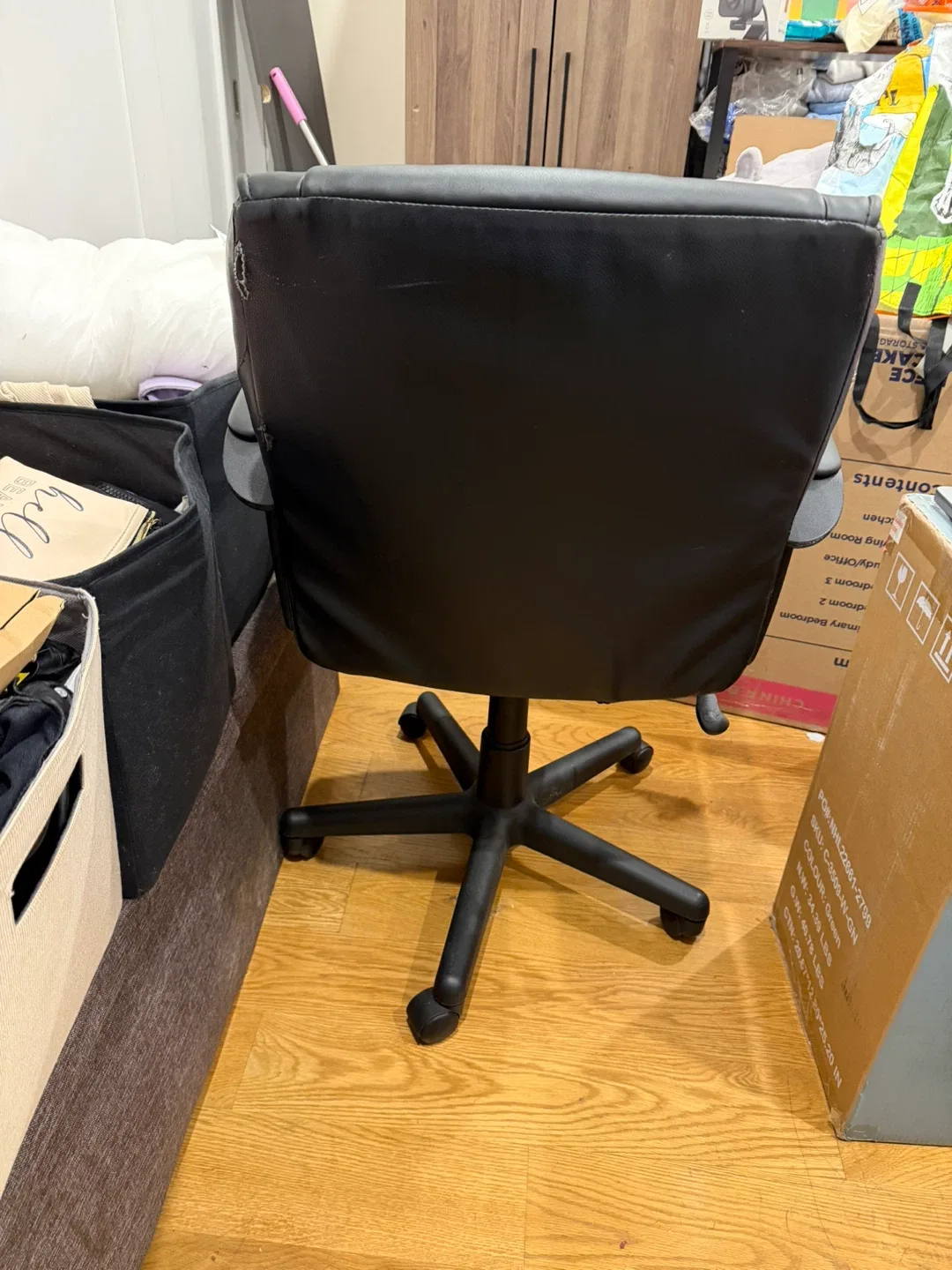 Ergonomic Black Office Chair image indicator(2)