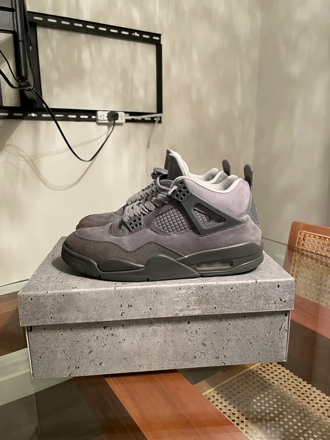 Jordan 4 wet cements (negotiable) image indicator(2)