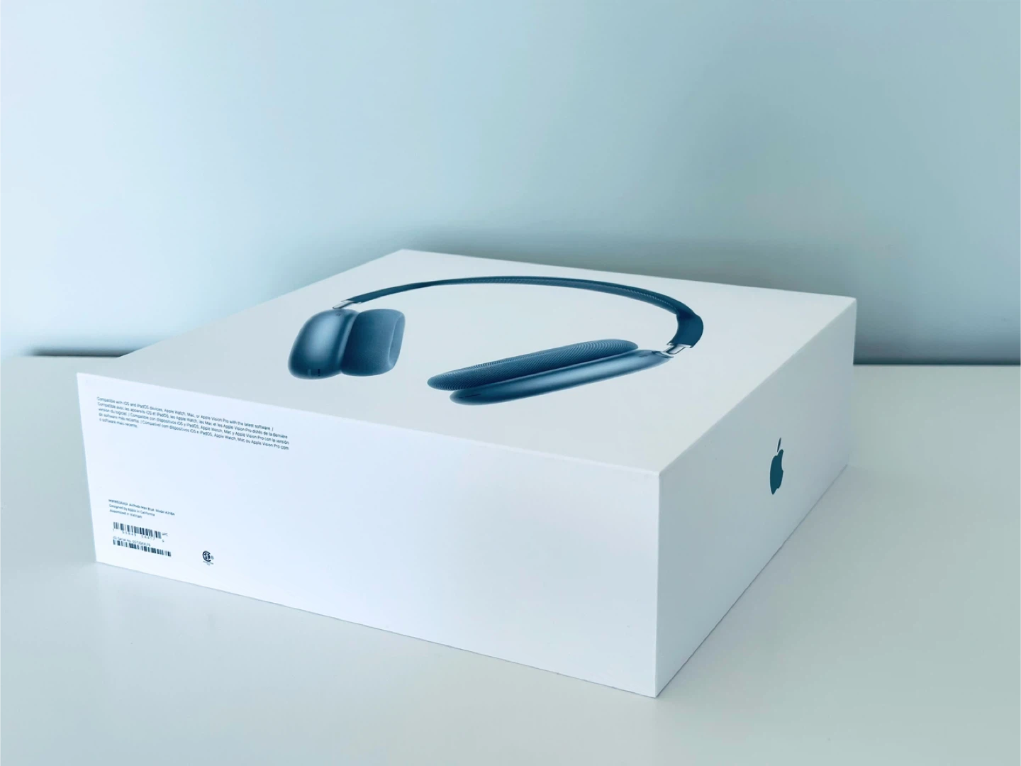 Unopened Authentic AirPods Max Blue + Smart Case - photo 4