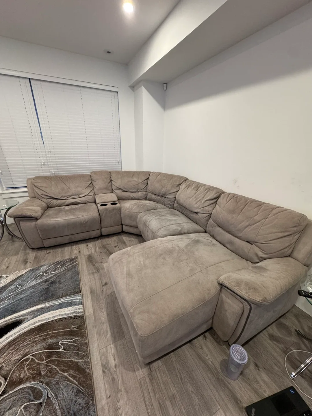 Beige Sectional Sofa with Recliner & Cupholders image indicator(4)