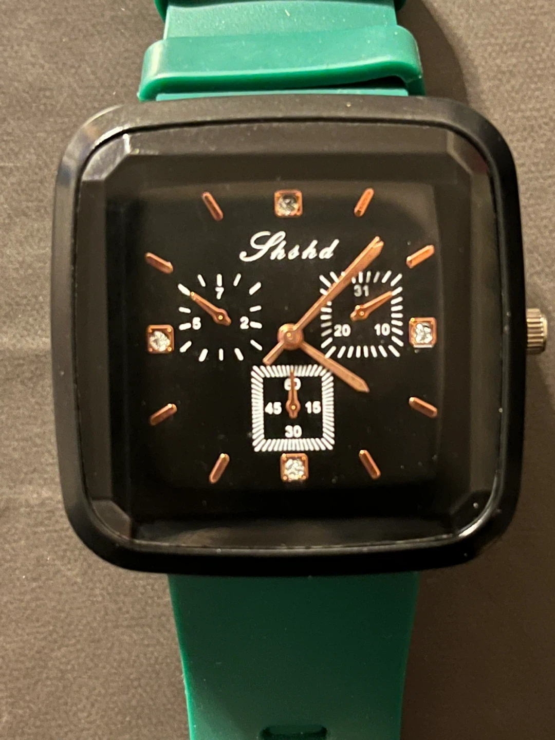 Shshd Green Strap Watch - photo 3