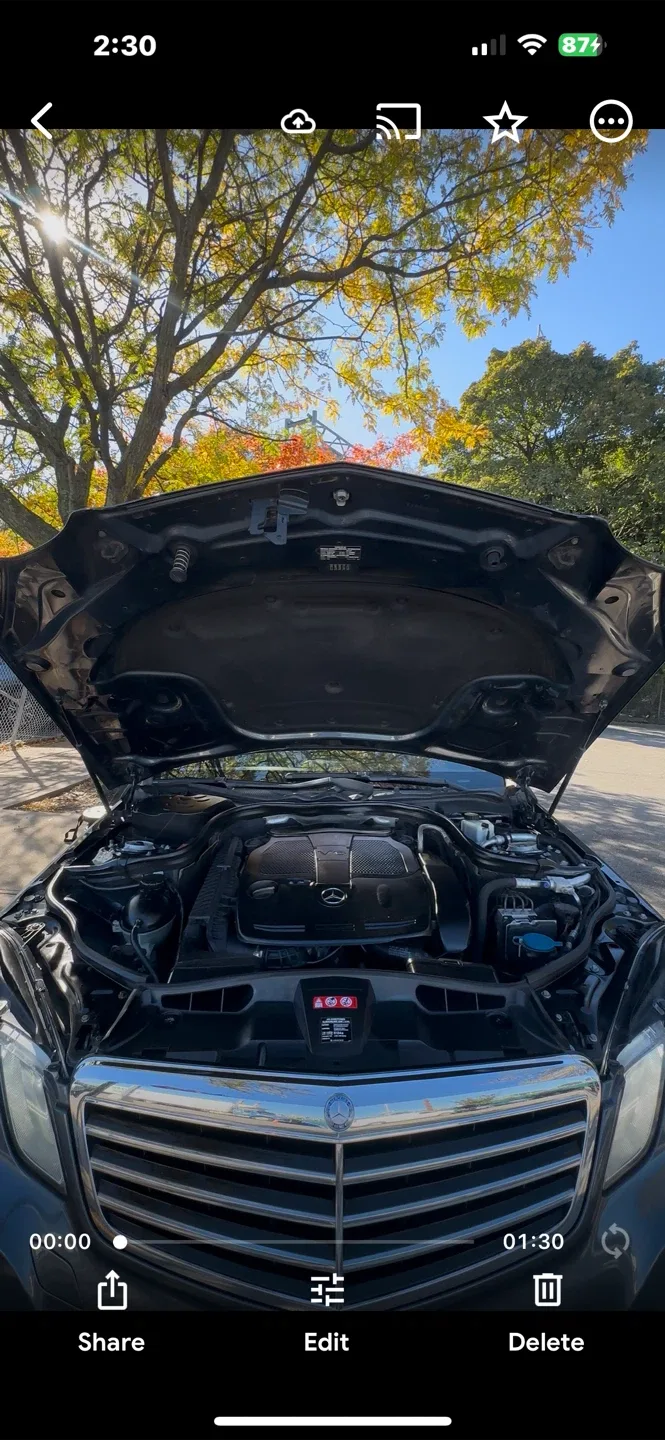 Mercedes-Benz E350 Gray Sedan image indicator(9)