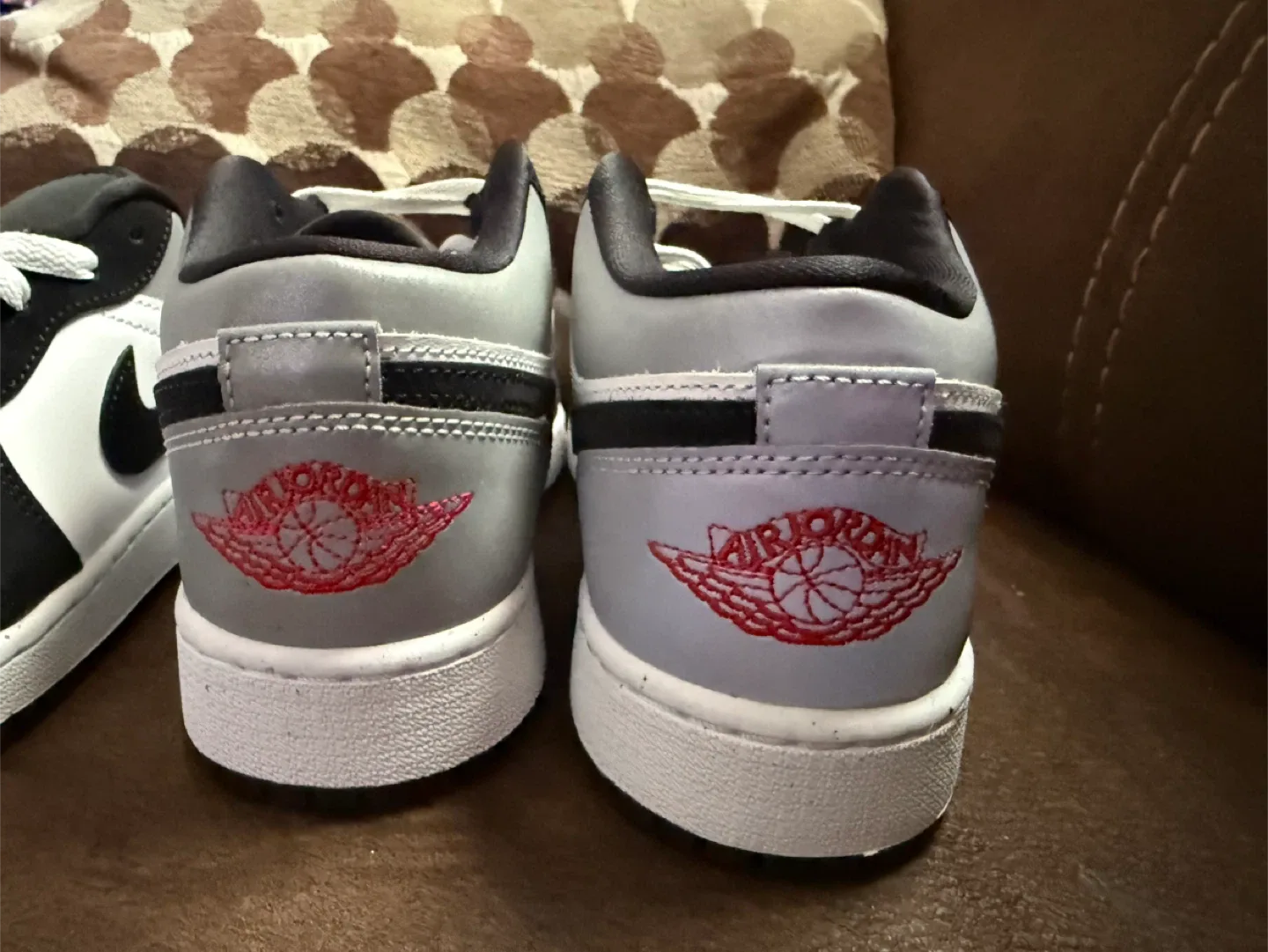 Nike Air Jordan 1 Low Black White Grey image indicator(5)