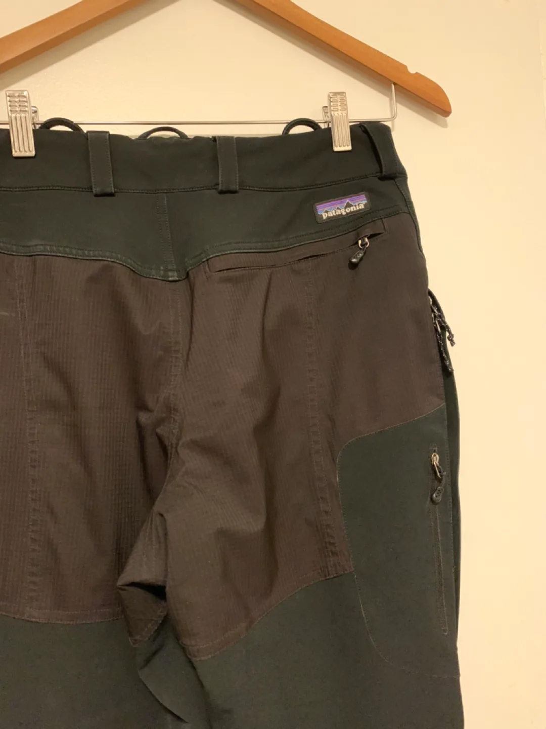 Patagonia outdoor pant image indicator(7)