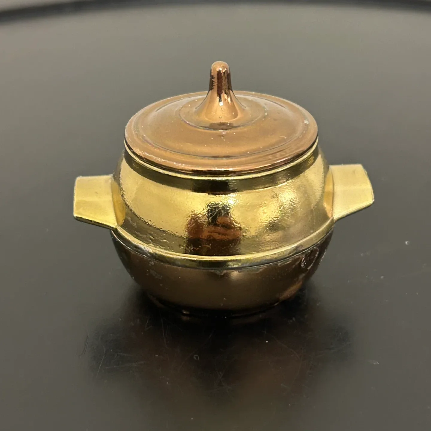 Mini pot, doll house thumbnail