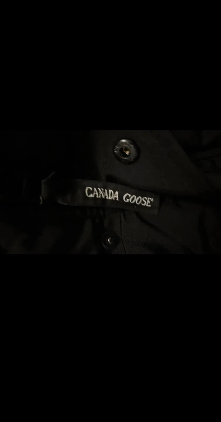 Canada Goose Wyndham Parka Men image indicator(4)
