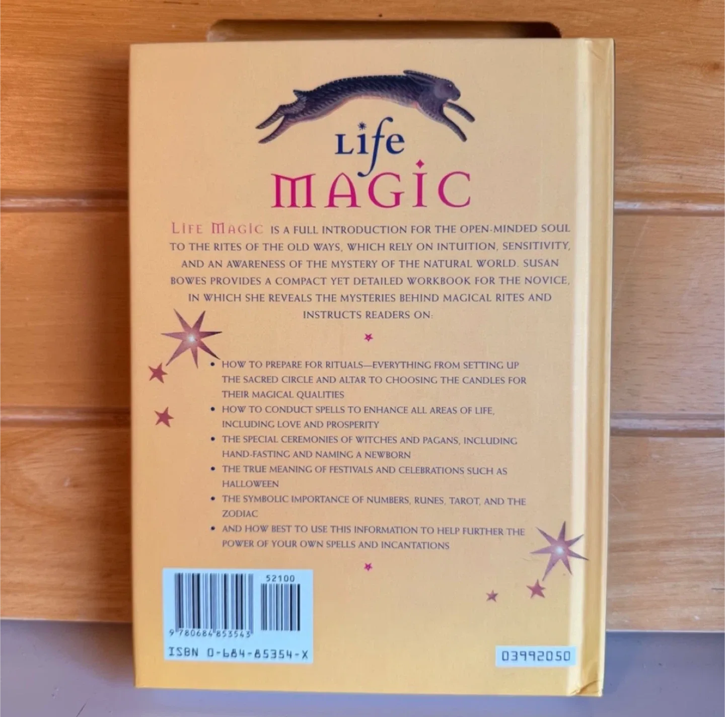 Life Magic The Power of Positive Witchcraft by Susan Bowes 1999 image indicator(3)