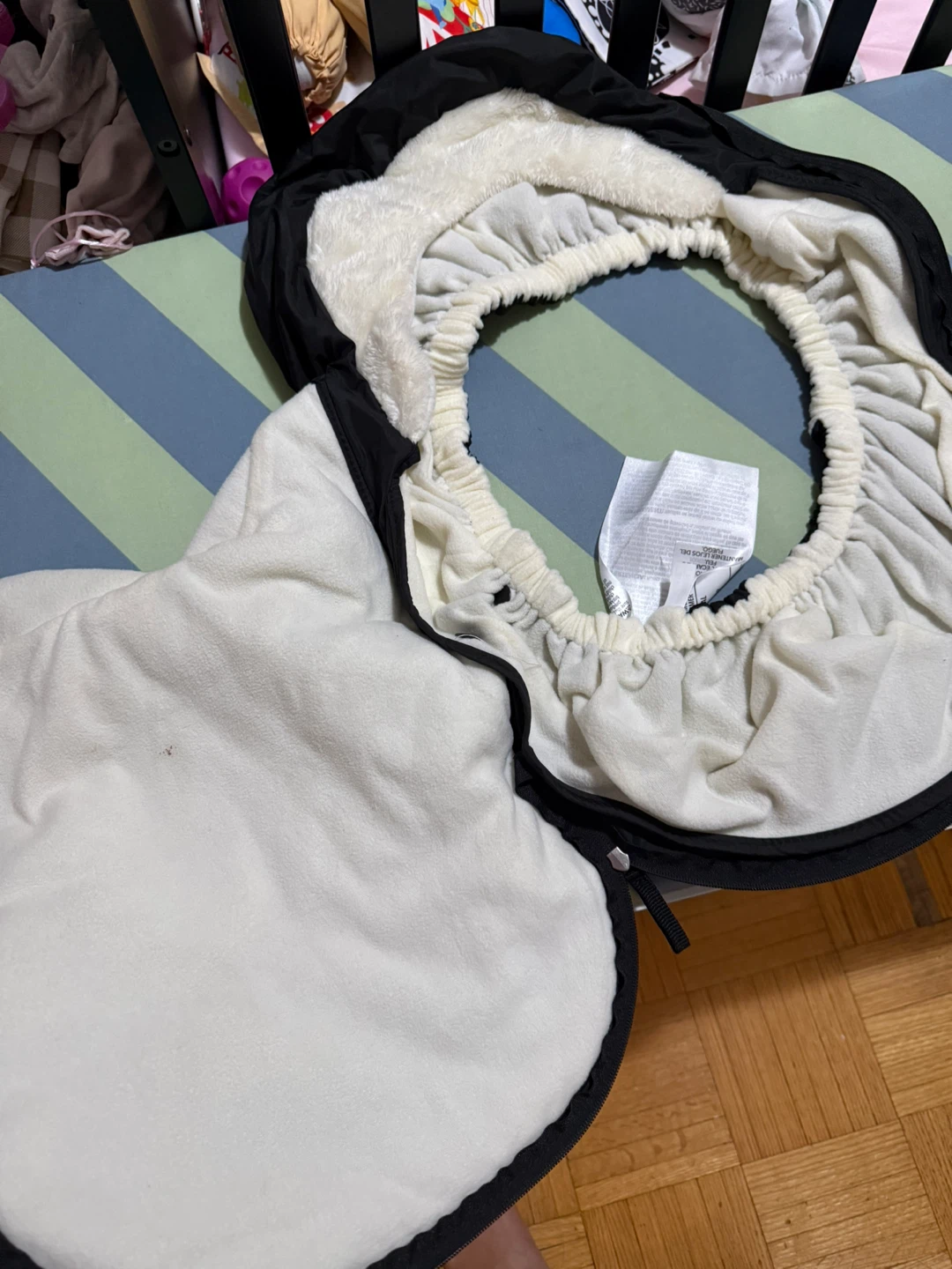 Skip Hop Stroll & Go Three-Season Footmuff - Black - photo 2