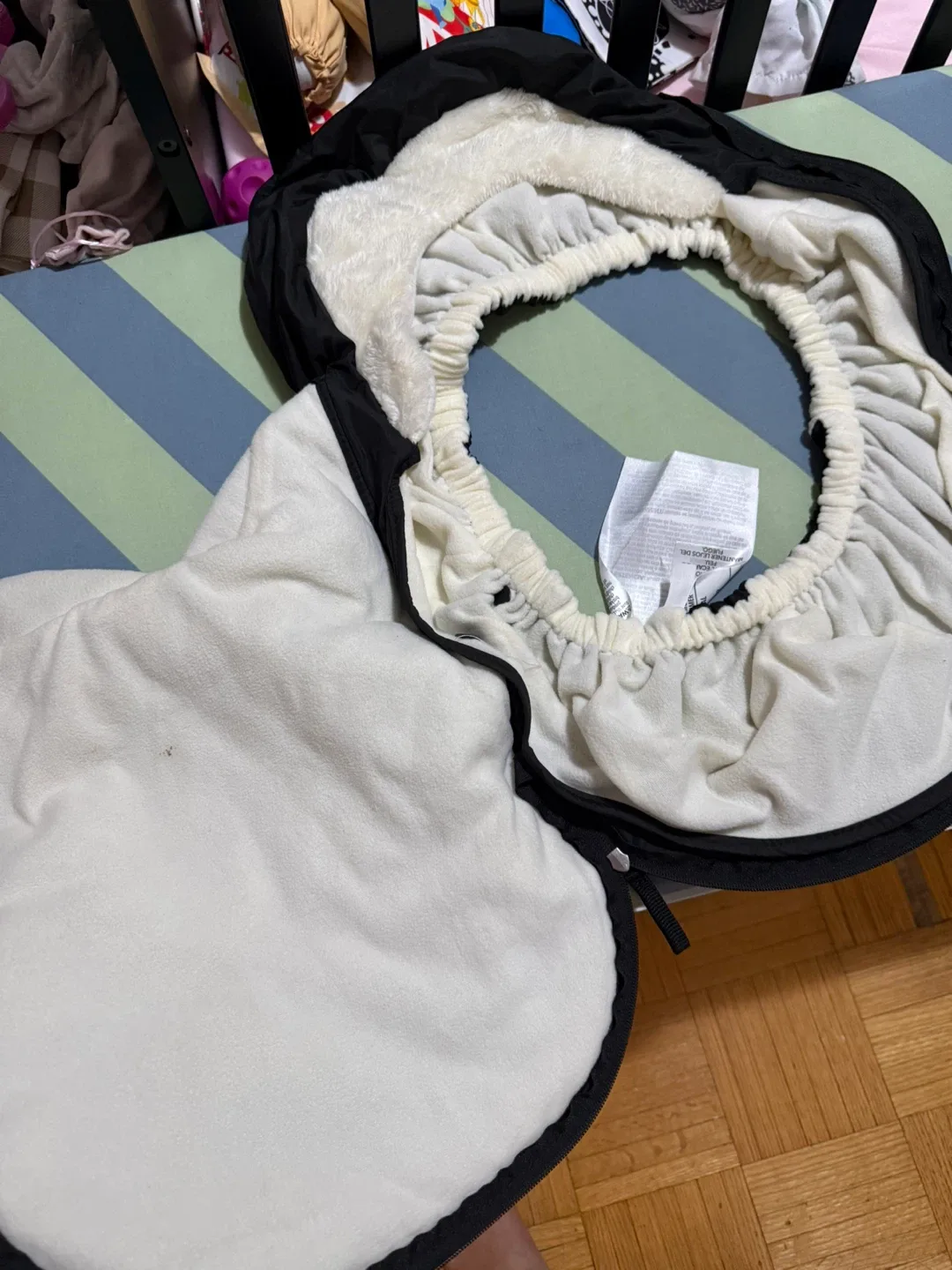 Skip Hop Stroll & Go Three-Season Footmuff - Black image indicator(2)