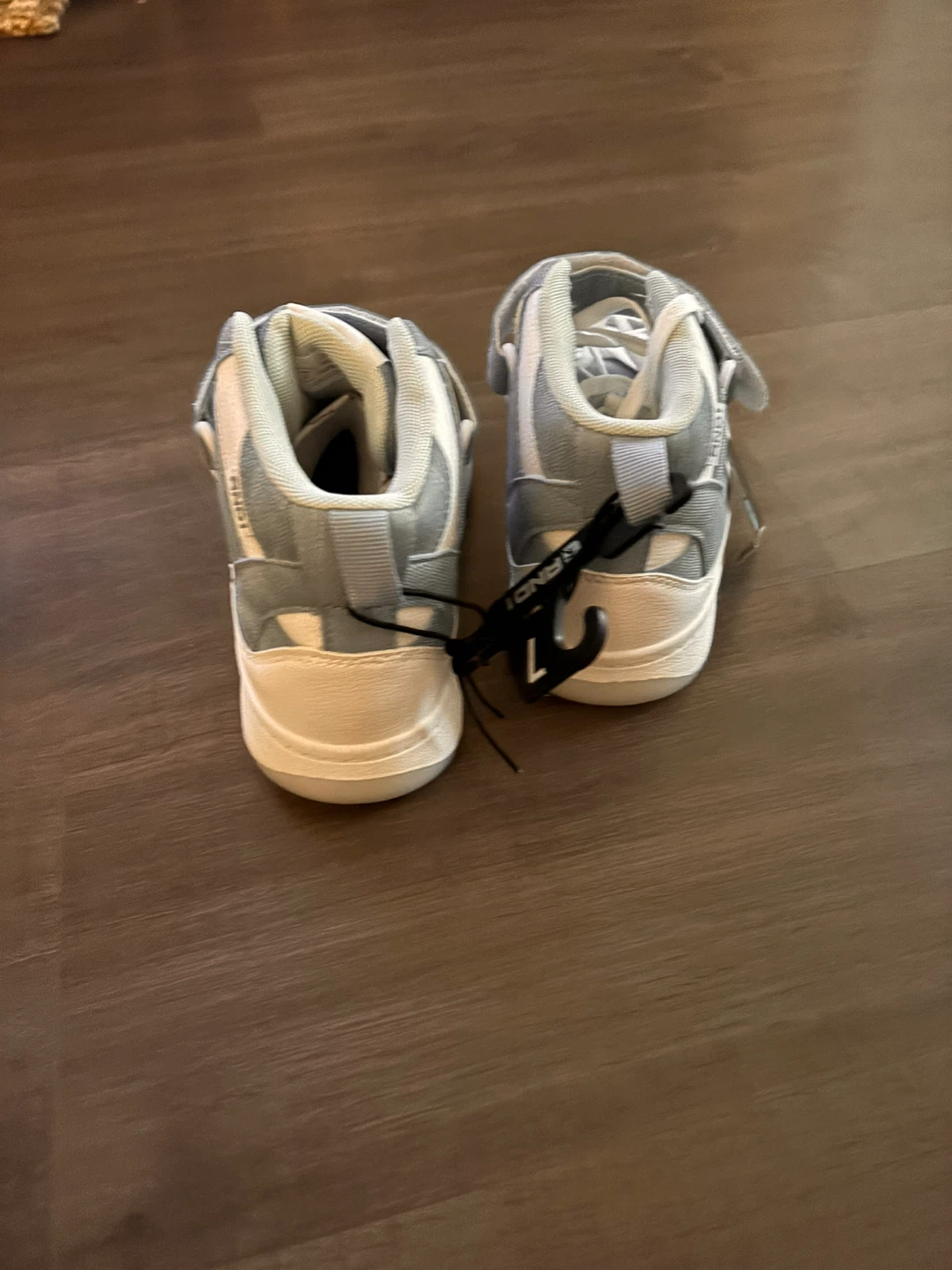 New Boys Shoes size 7 - photo 4