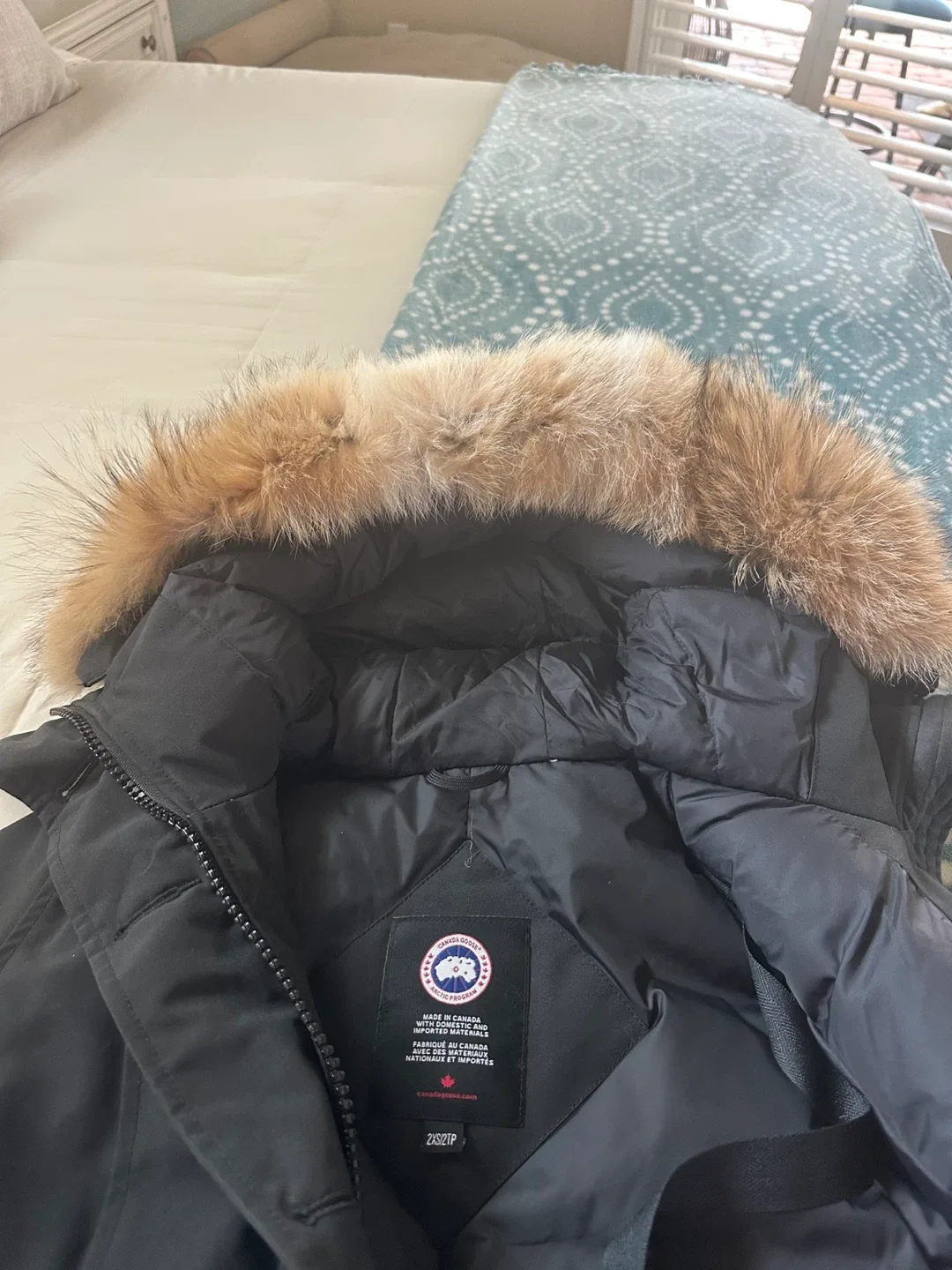 Canada Goose Parka - Size 2XS image indicator(6)