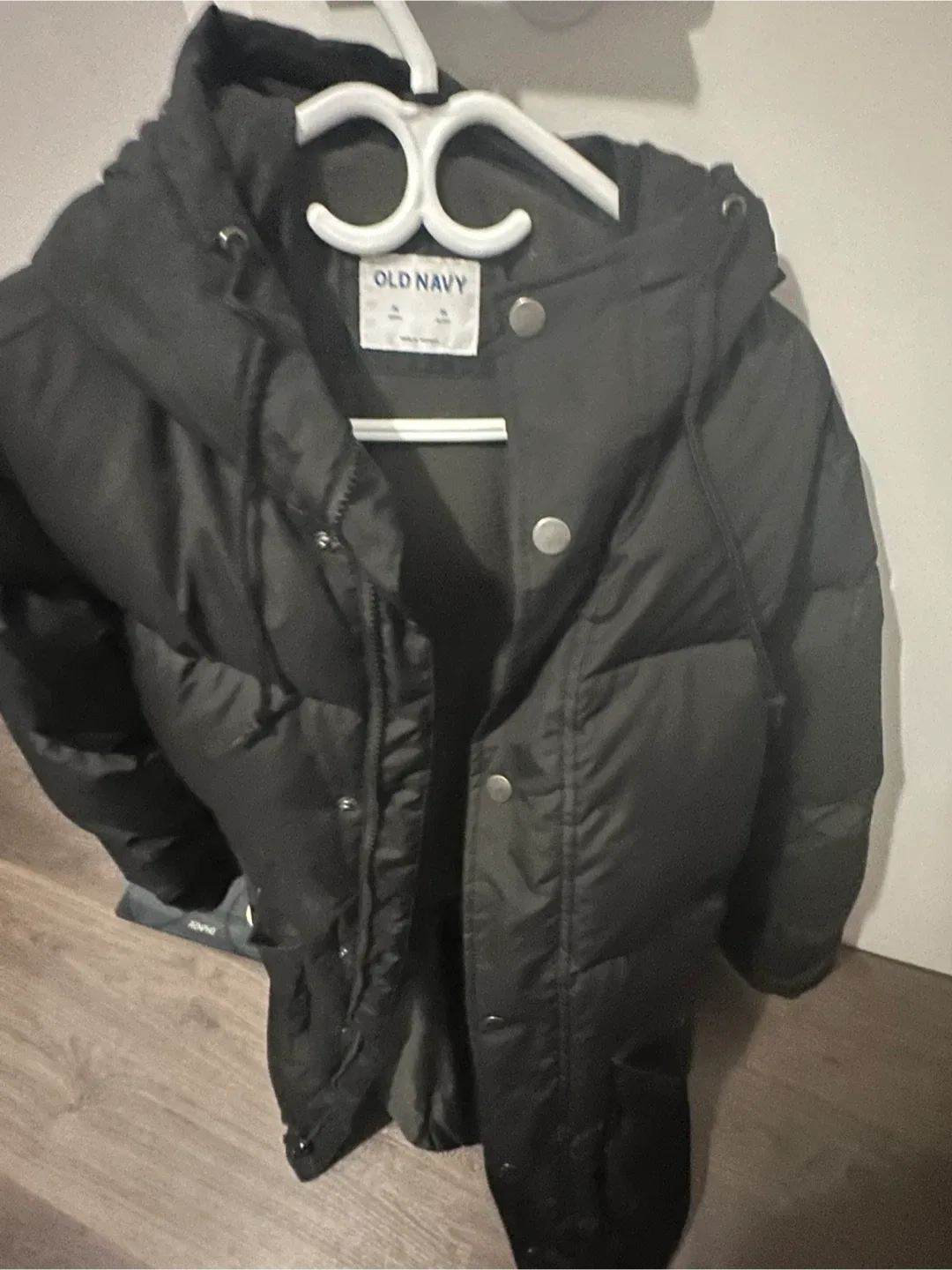 Old Navy Black Puffer Coat - Size M image indicator(2)