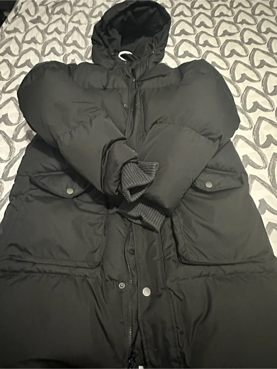 Old Navy Black Puffer Coat - Size M