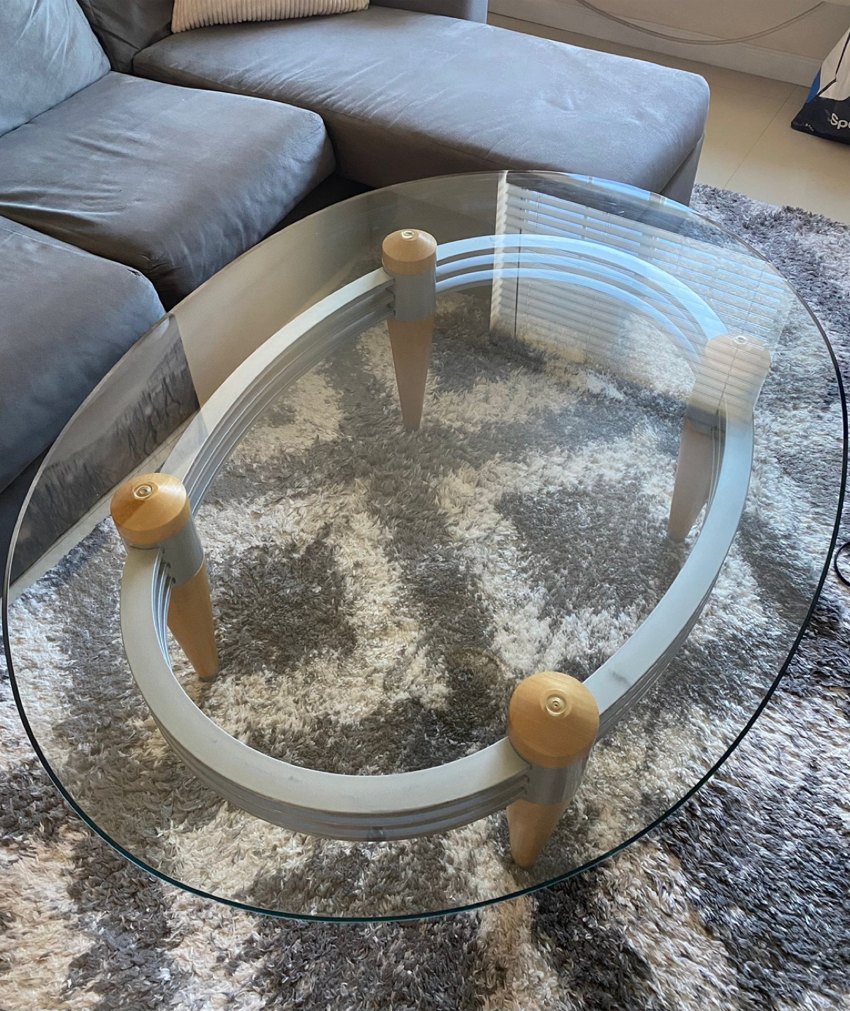 Oval Glass Coffee Table - photo 2