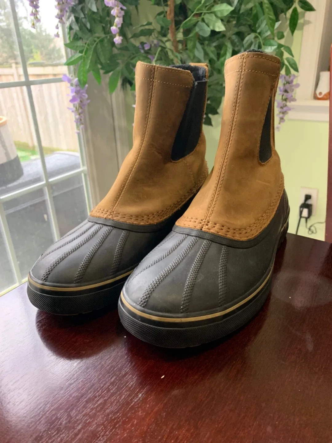 Sorel men's boots,  size 8 (USA).