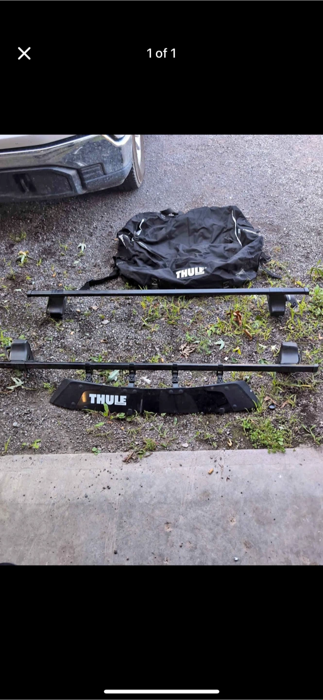 Thule Roof Rack System with Fairing and Bag
