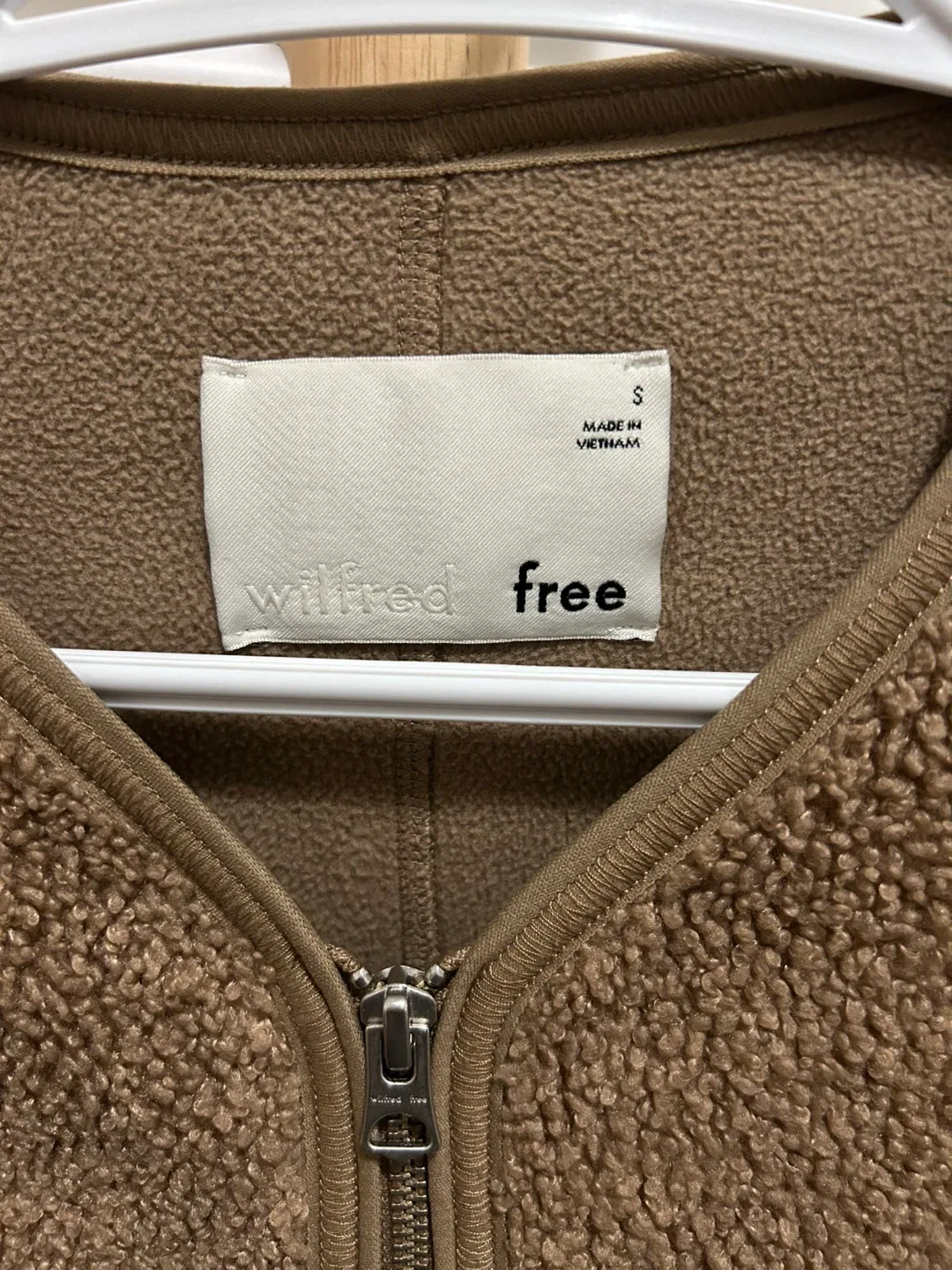 Aritzia Wilfred Teddy Zip-Up Jacket image indicator(3)