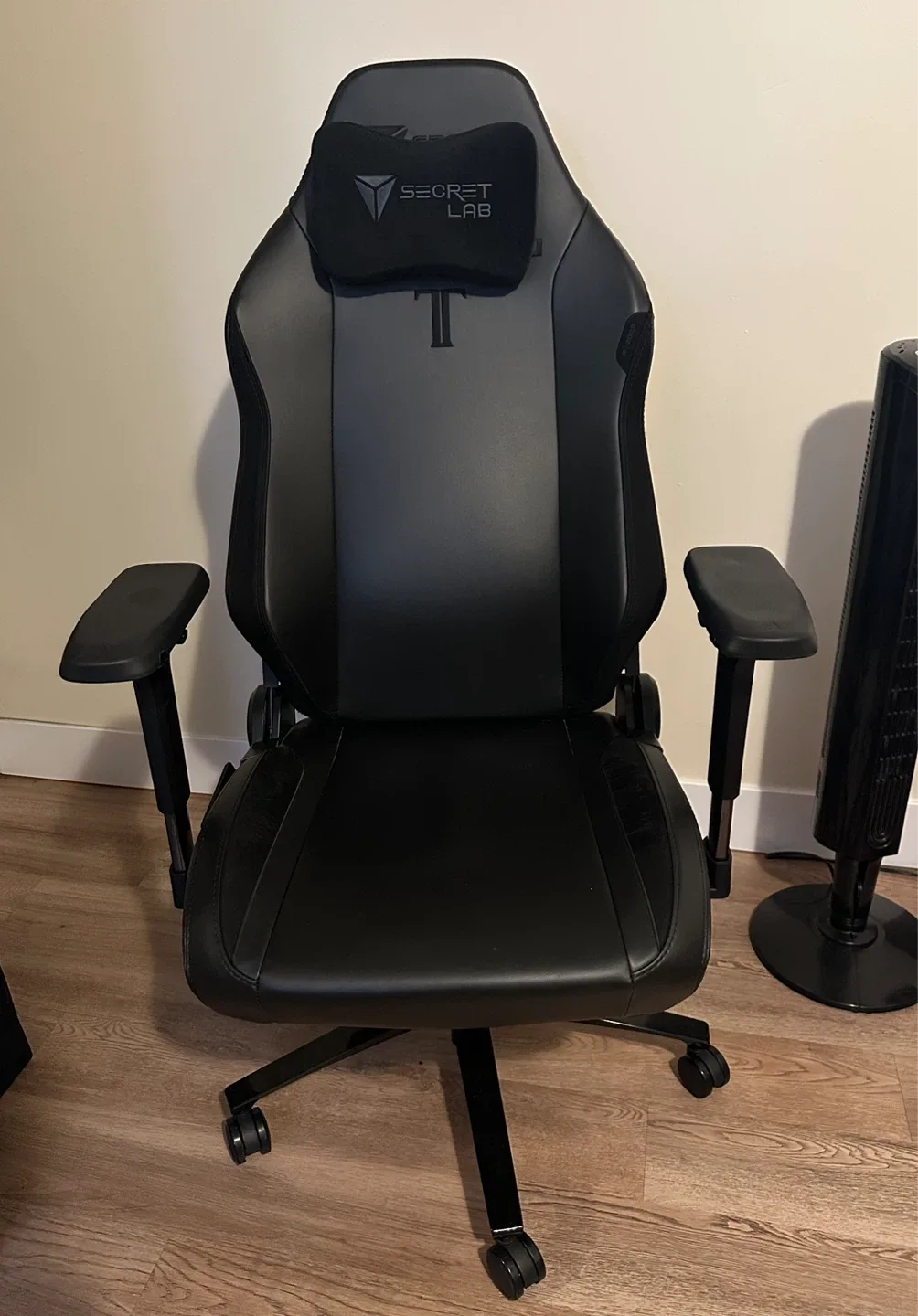 Secretlab Titan Evo Gaming Chair - Black thumbnail