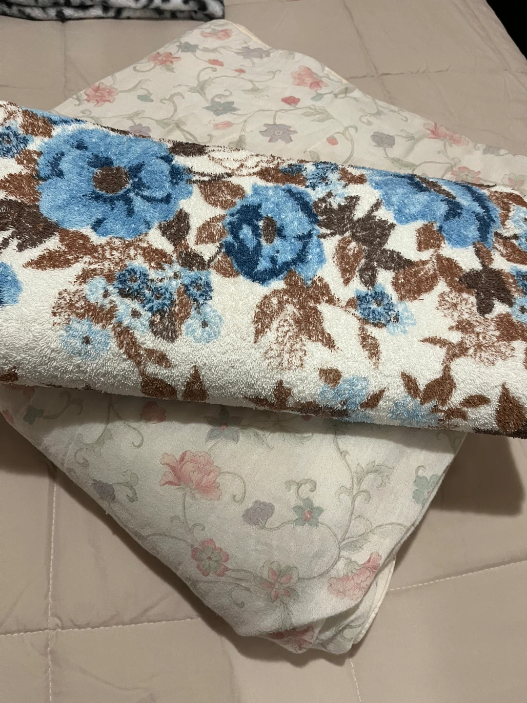 Floral Print Bedding Set