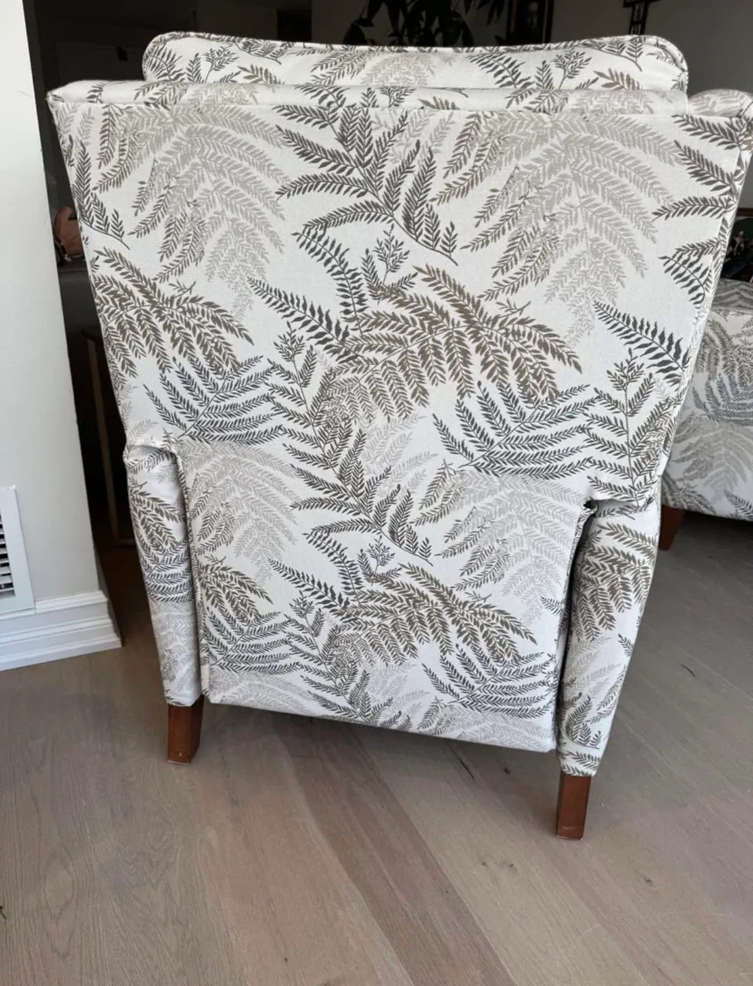 SONOMA HIGH LEG CHAIR (A SET OF 2) image indicator(6)