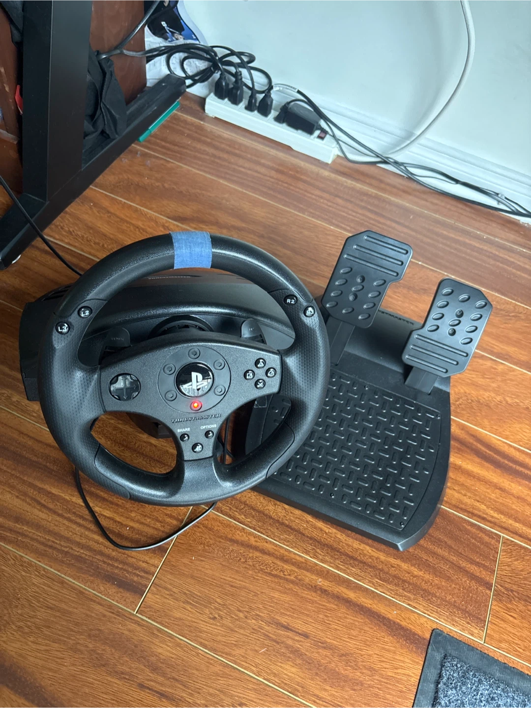 Thrustmaster Racing Wheel & Pedal Set - photo 2