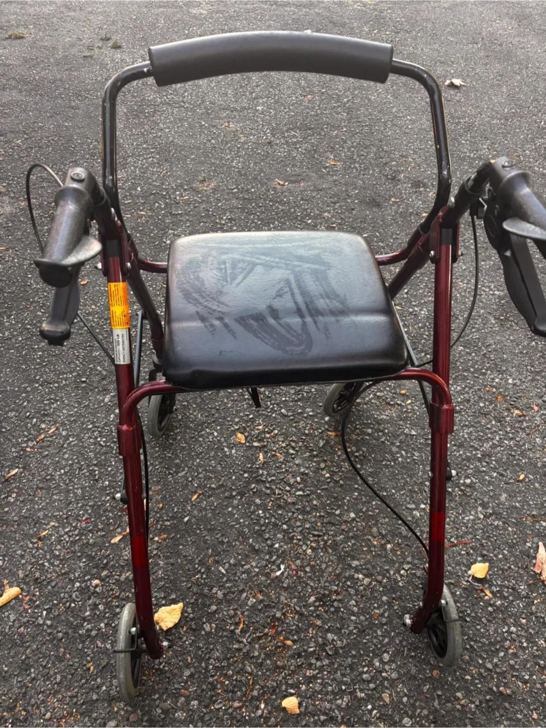 Lumex & Nexus Rollator Walkers with Seats image indicator(4)