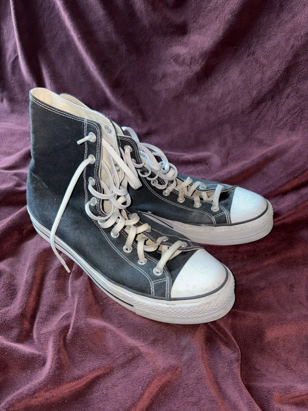 Assorted men’s (Size 13) shoes: Yeezy, Converse, New Balance! image indicator(4)