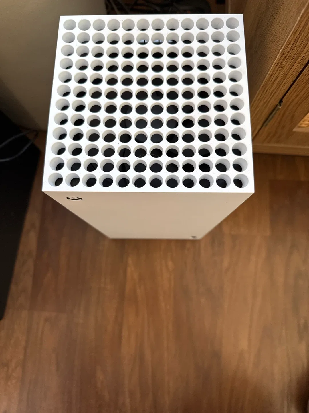 Xbox Series X 1TB Digital Console with 2 Controllers image indicator(2)