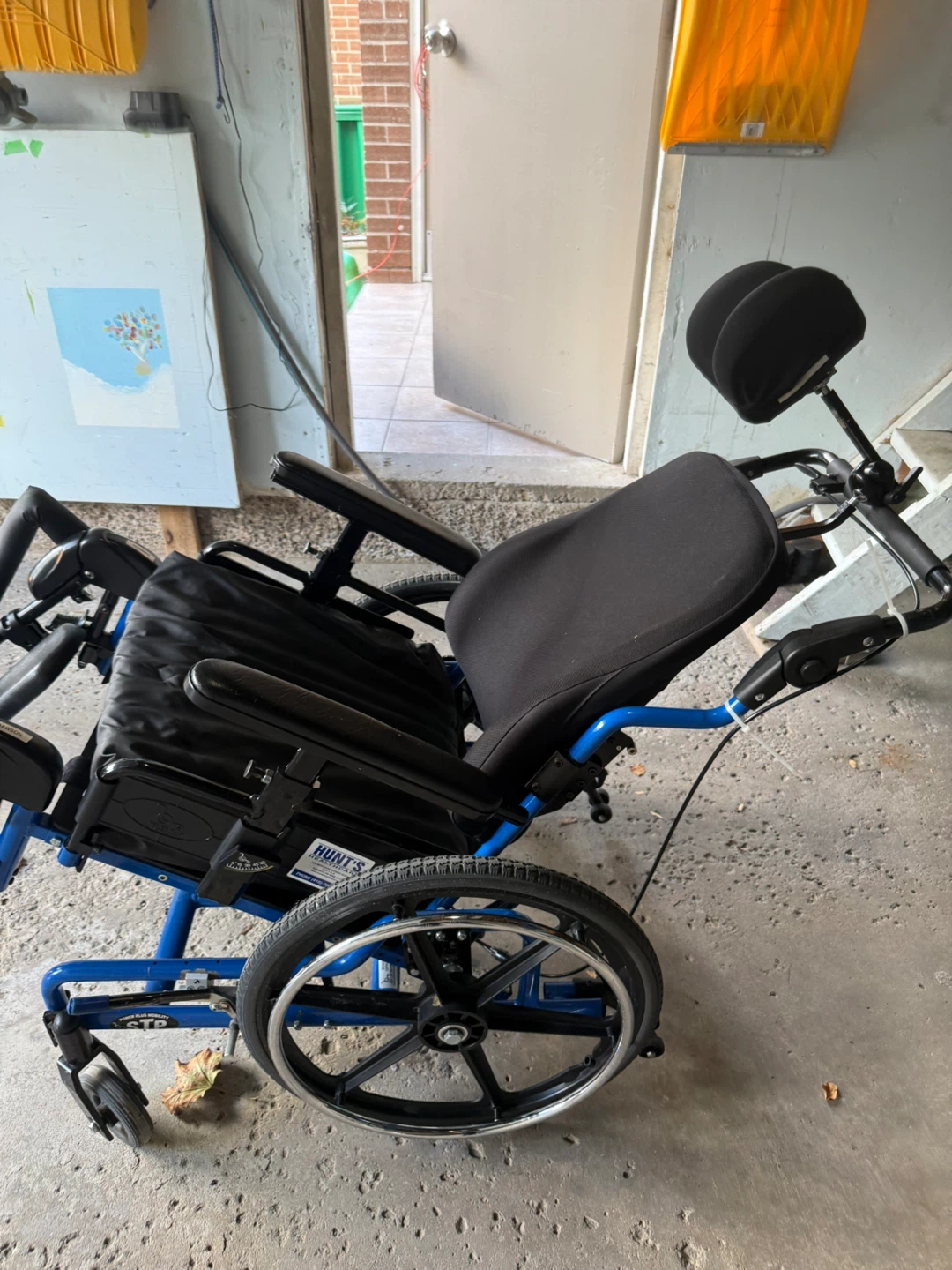 Hunt's Healthcare Blue Wheelchair - photo 4