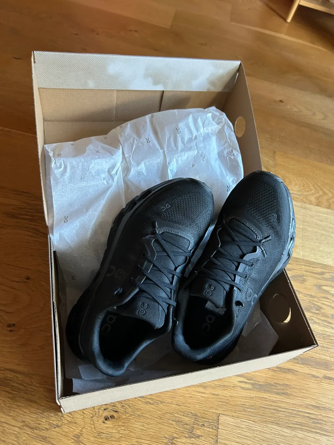 On Cloudtilt Eclipse/Noir - Women's US 7.5 - New in Box