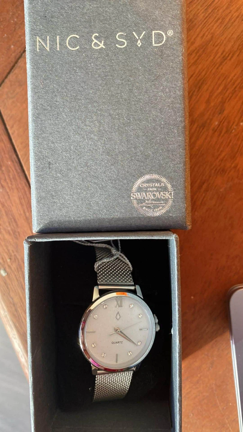 NIC & SYD Quartz Watch with Swarovski Crystals - New