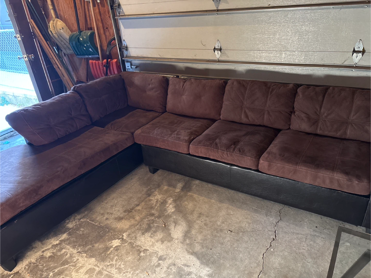 Sectional couch 2 pieces