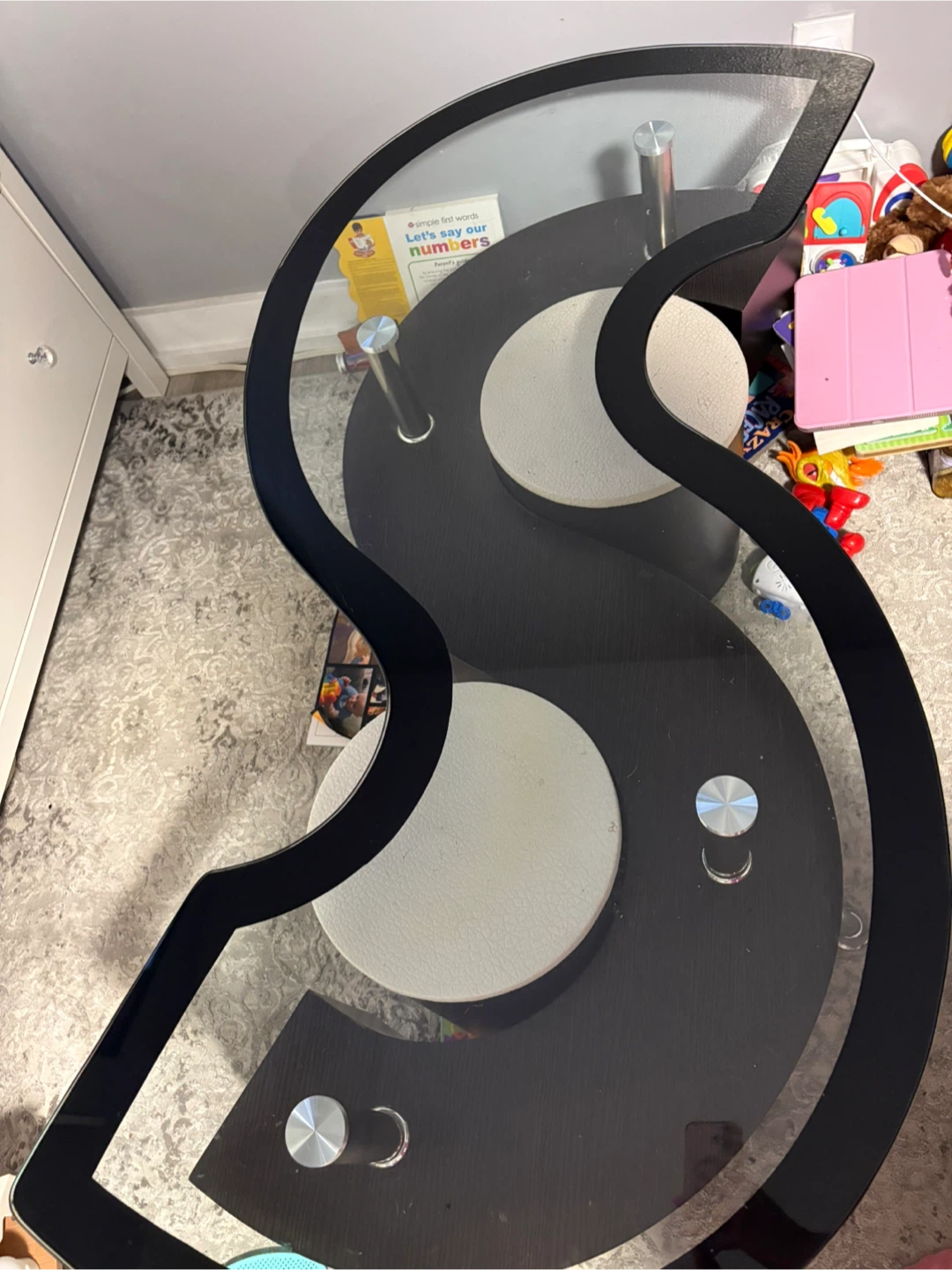 Unique S-Shaped Glass Coffee Table - photo 2