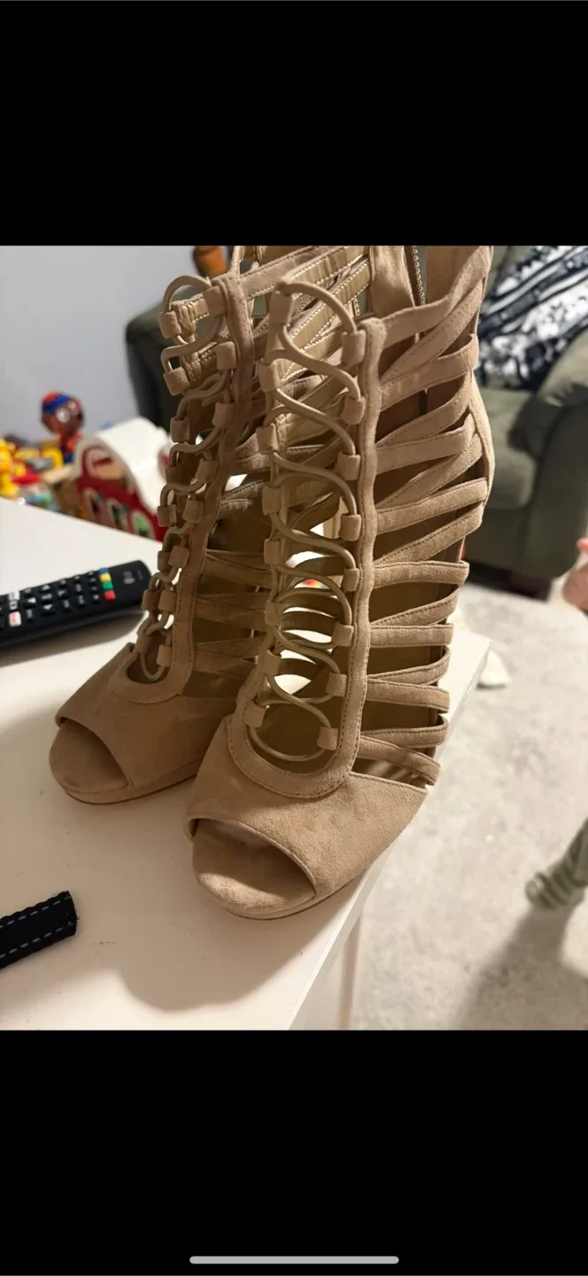 Michael Kors Heels, Size 7M thumbnail