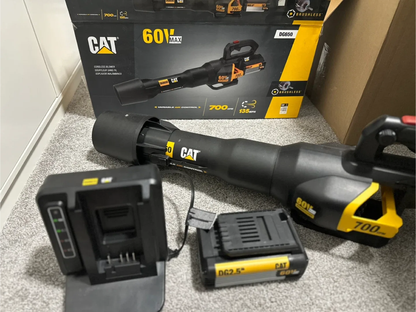 Cat DG650 60V 700CFM Cordless Leaf Blower - Like New!