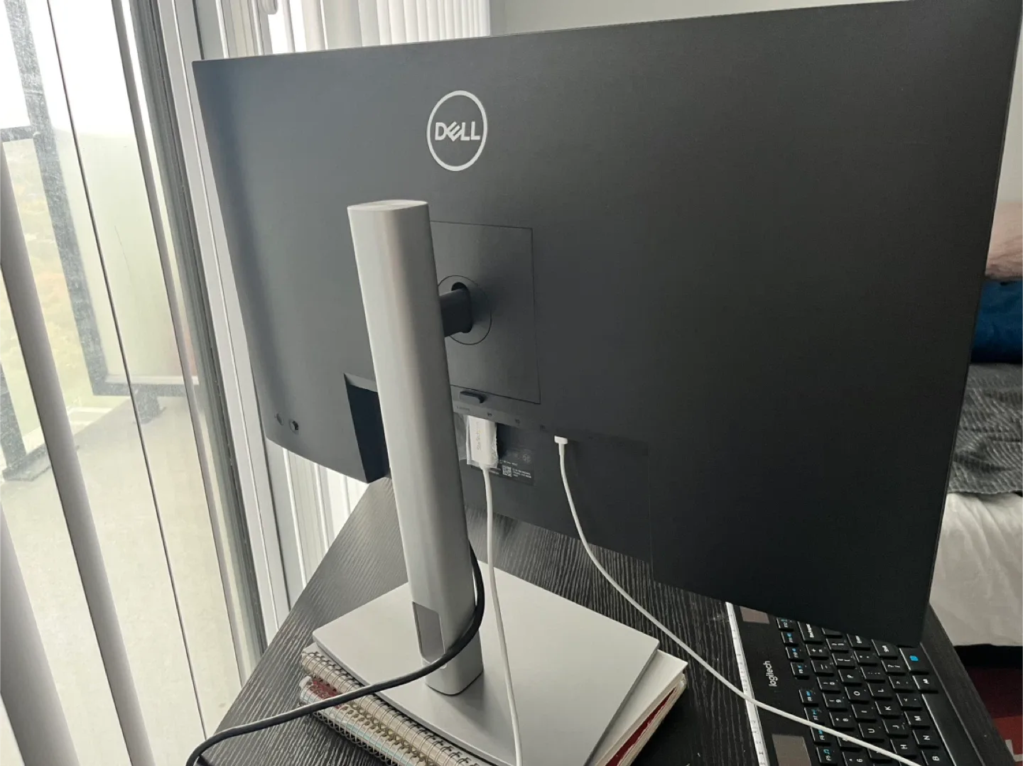 Dell 27 Inch USB-C Hub Computer Monitor - P2723DE image indicator(2)