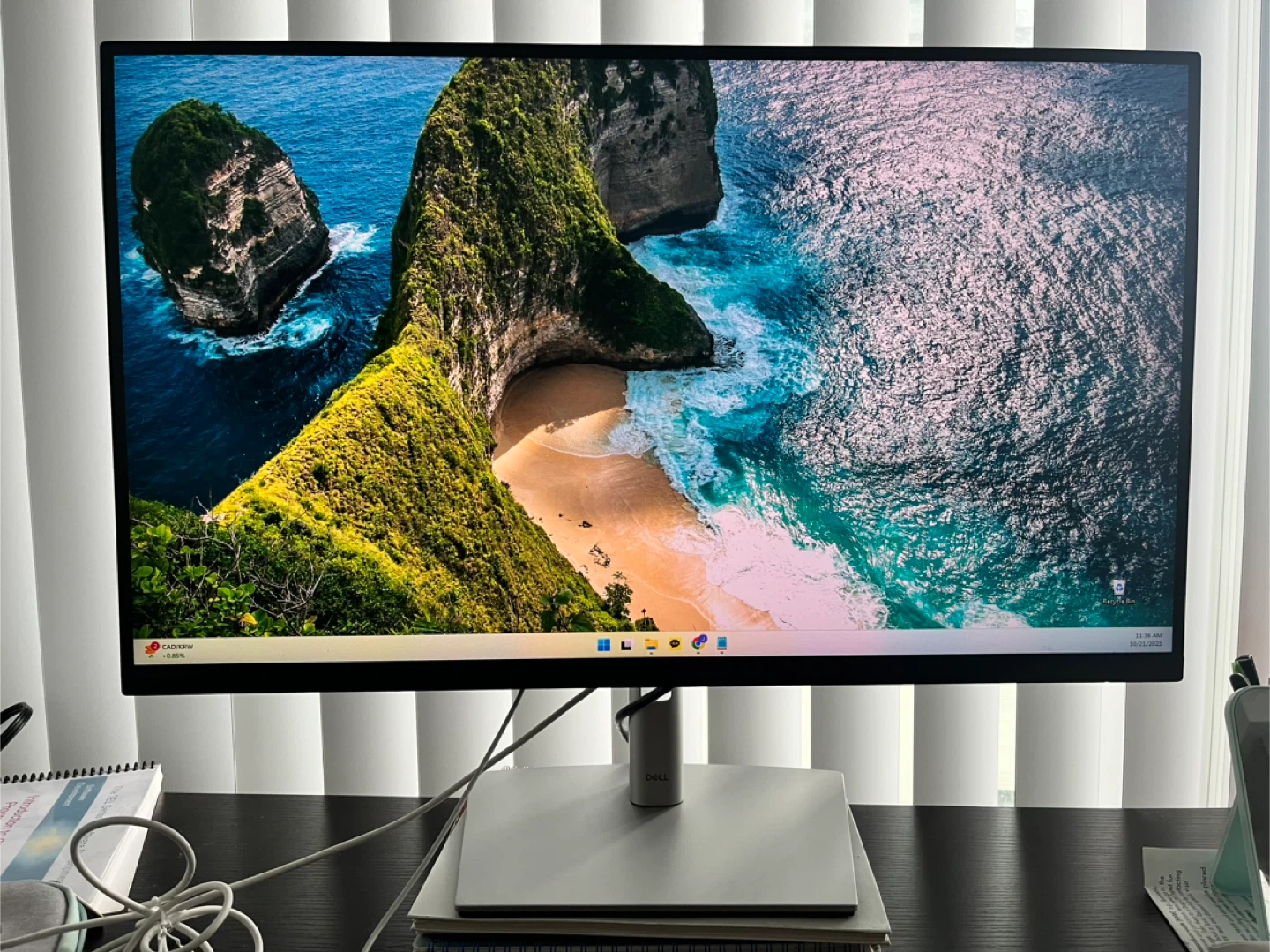 Dell 27 Inch USB-C Hub Computer Monitor - P2723DE