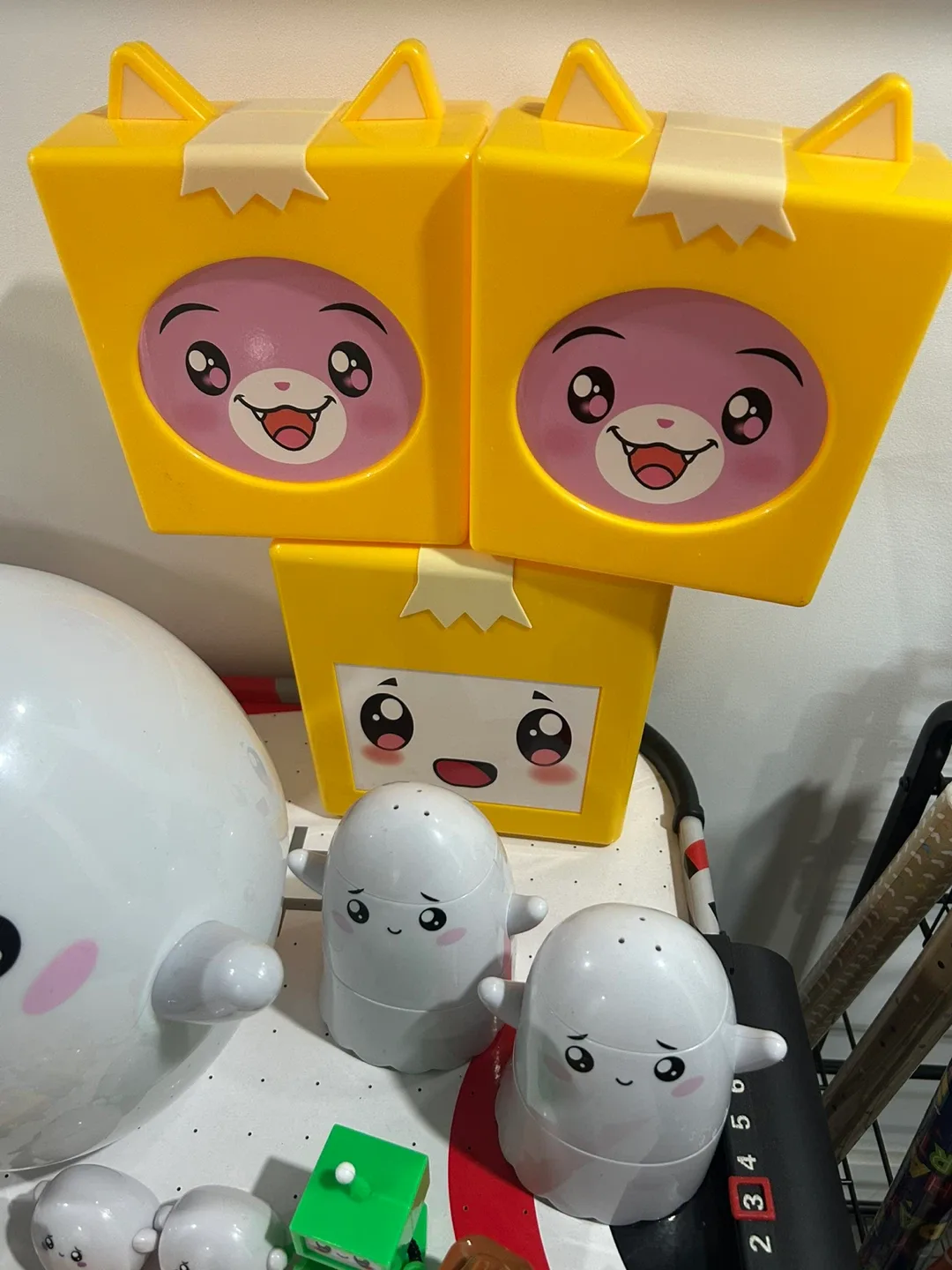 Lankybox Collectible Toys & Figures image indicator(2)