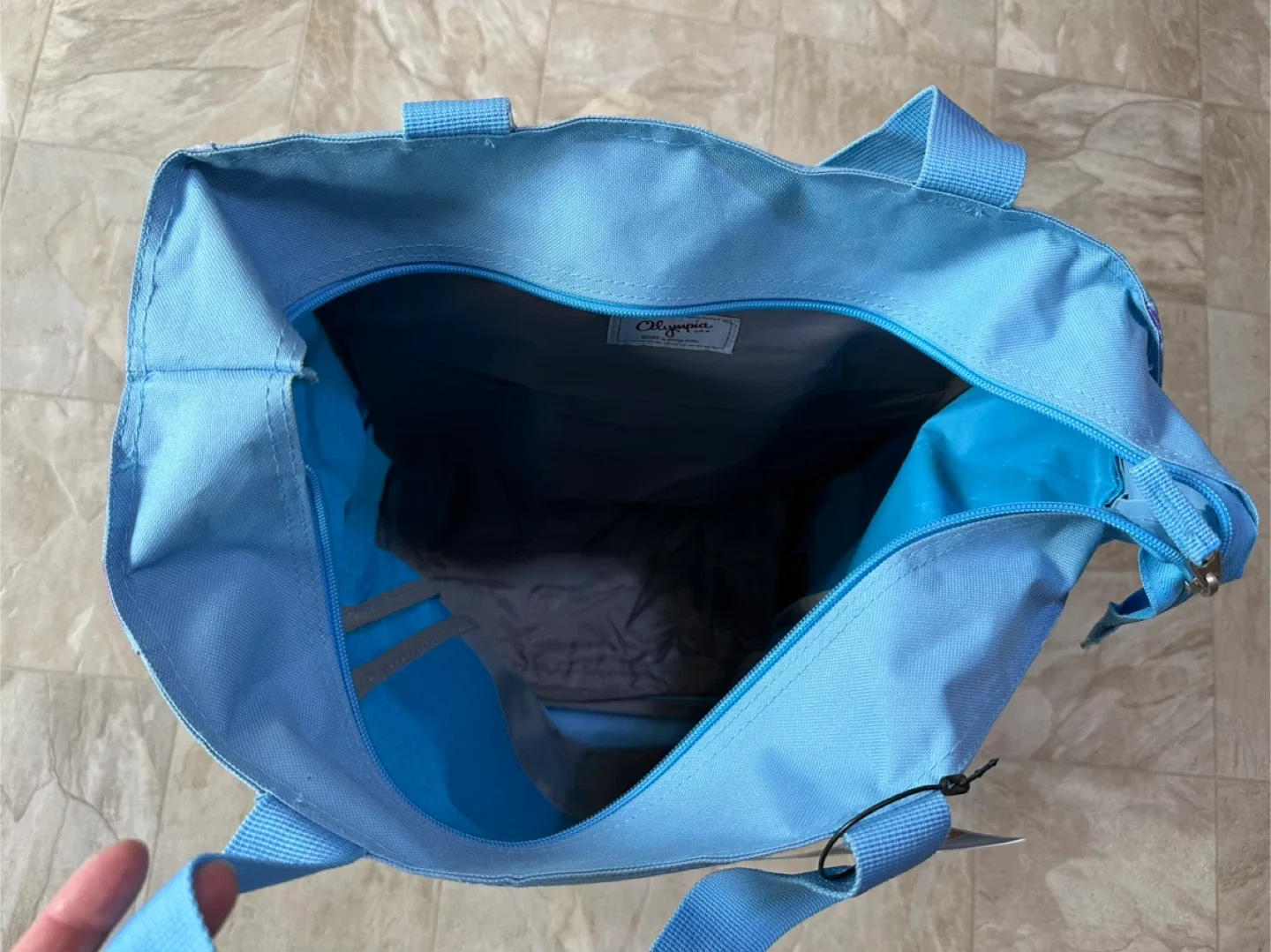 Olympia Fashionista Rolling Tote Bag image indicator(4)