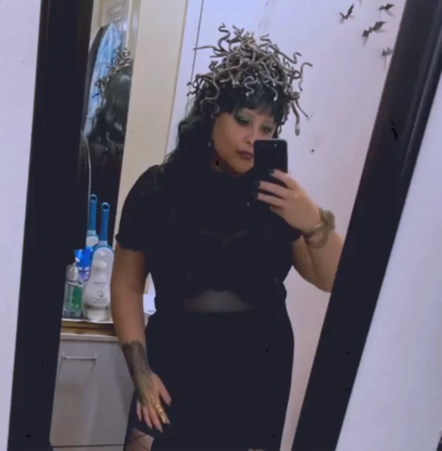 Medusa Costume image indicator(2)