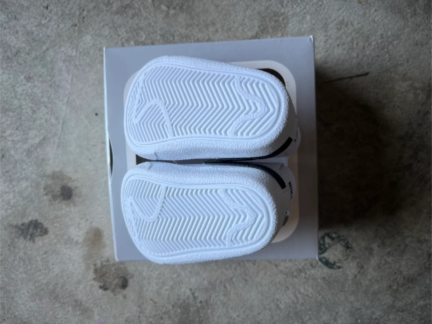 Nike Blazer baby shoes image indicator(2)