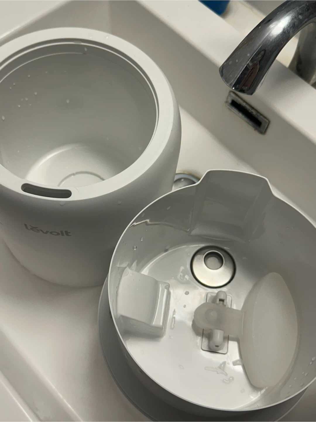 Levoit Humidifier - photo 2