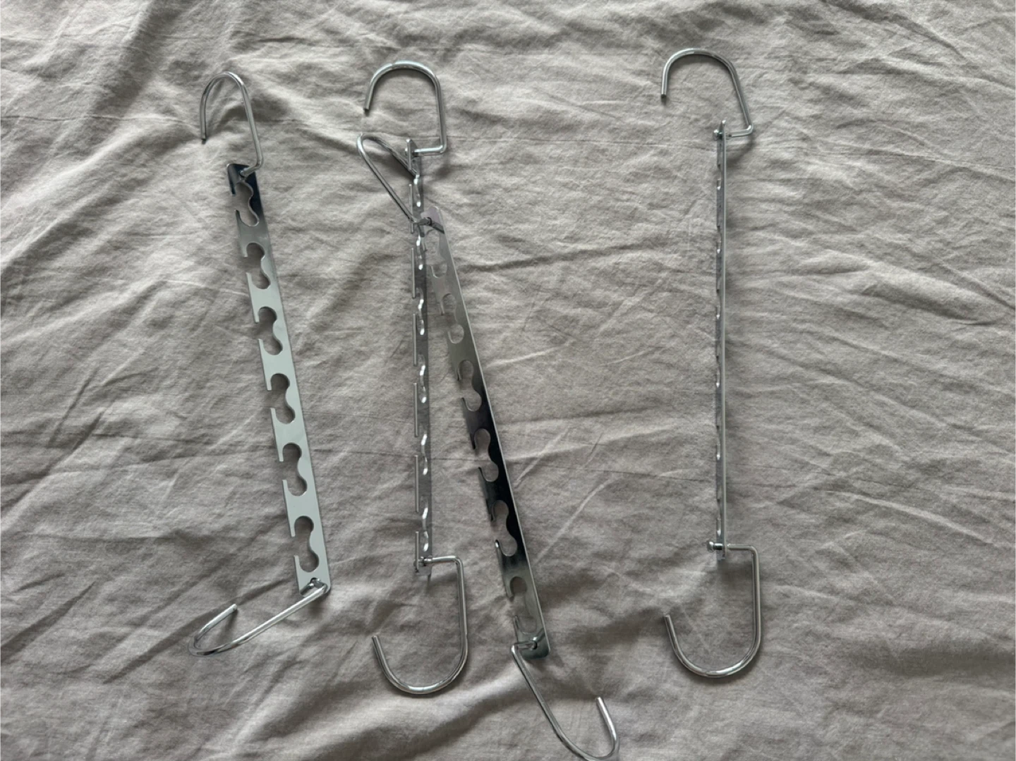 Clothes Hangers Spacer (4 pack)