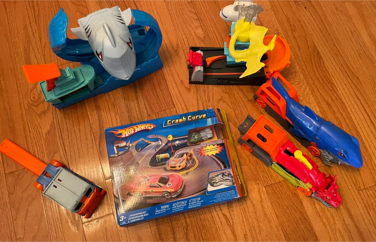 Hot Wheels Playset Lot (over 6 sets!) thumbnail