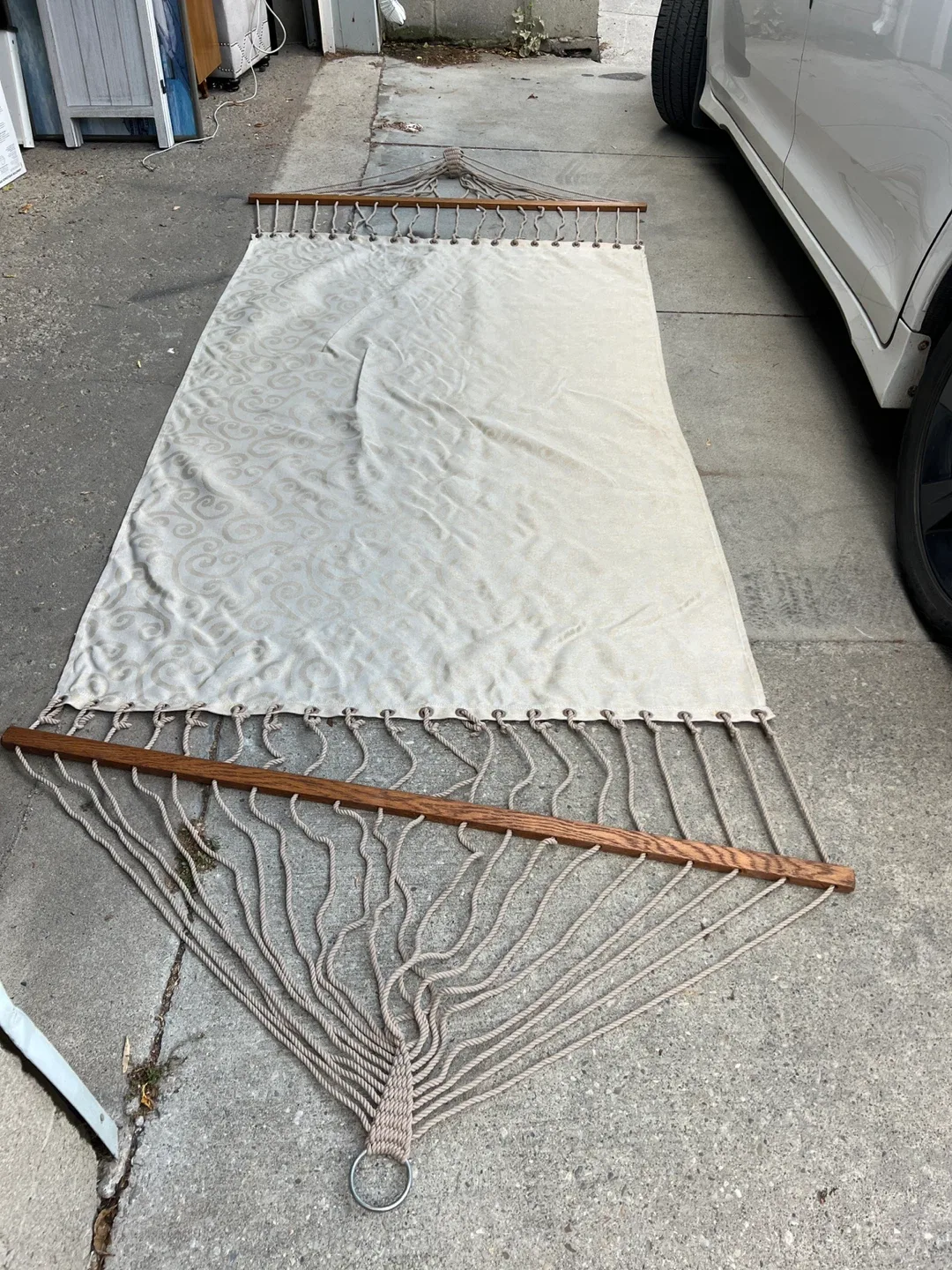 Hammock with Beige Patterned Fabric image indicator(2)