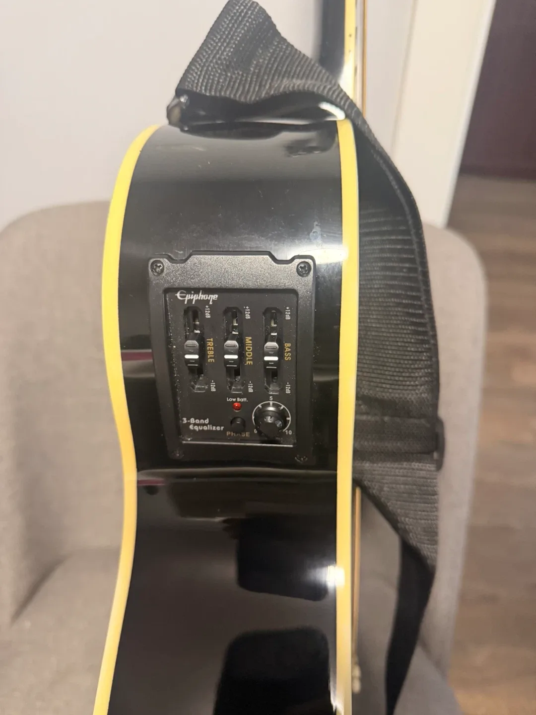 Epiphone PR-4E EB Acoustic-Electric Guitar image indicator(5)