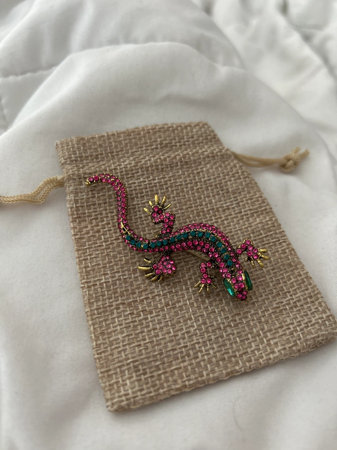 Lizard Brooch - Pink, Green, and Gold - photo 3