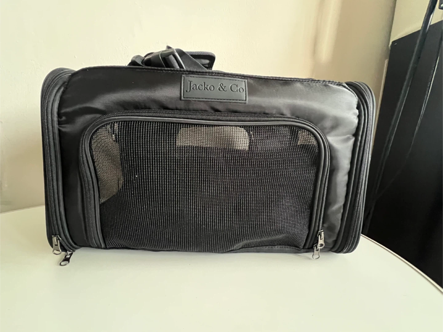 Jacko & Co Pet Carrier - Black